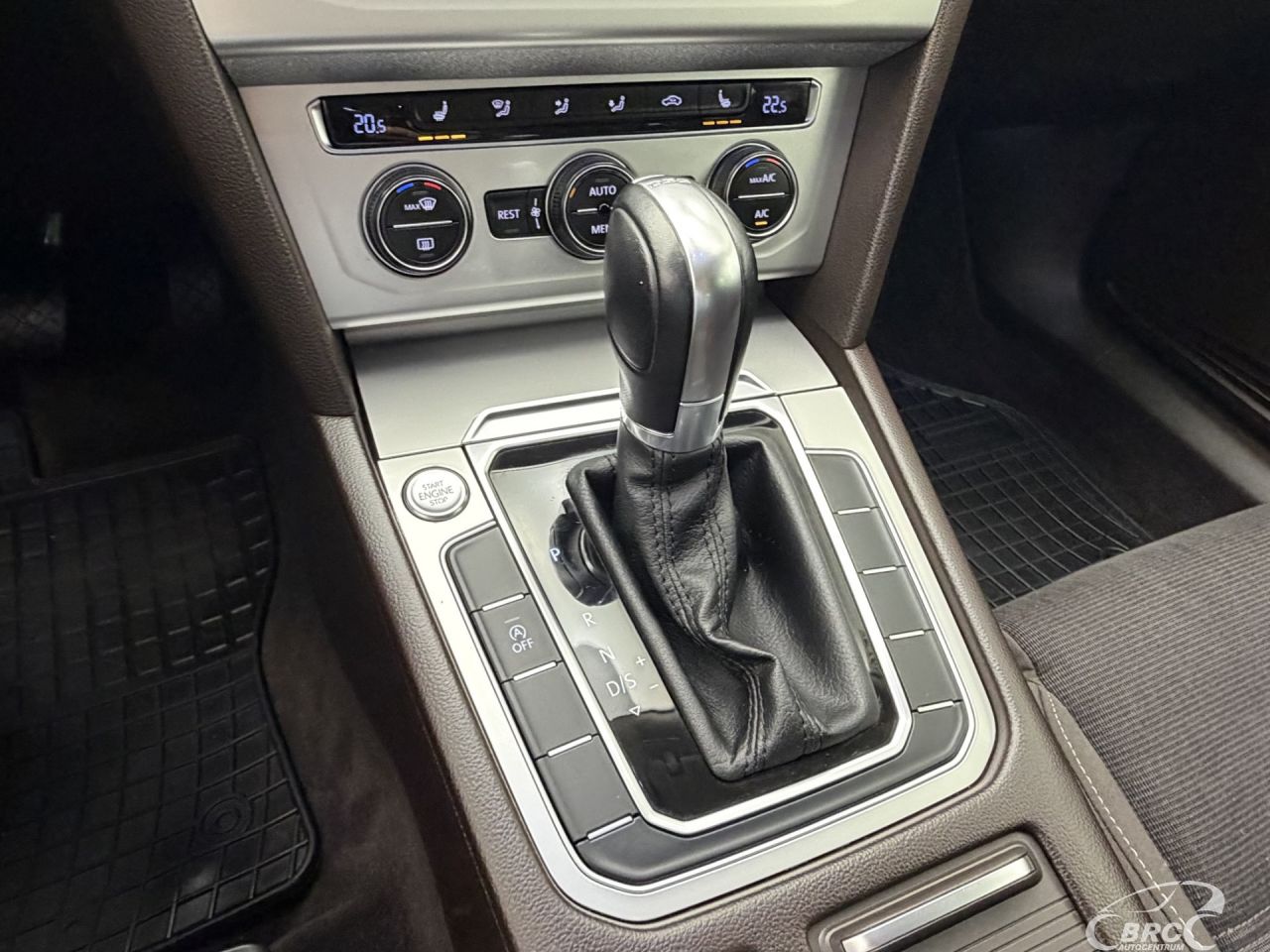 Volkswagen Passat | 26