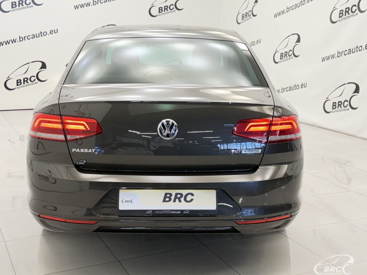 Volkswagen Passat | 52
