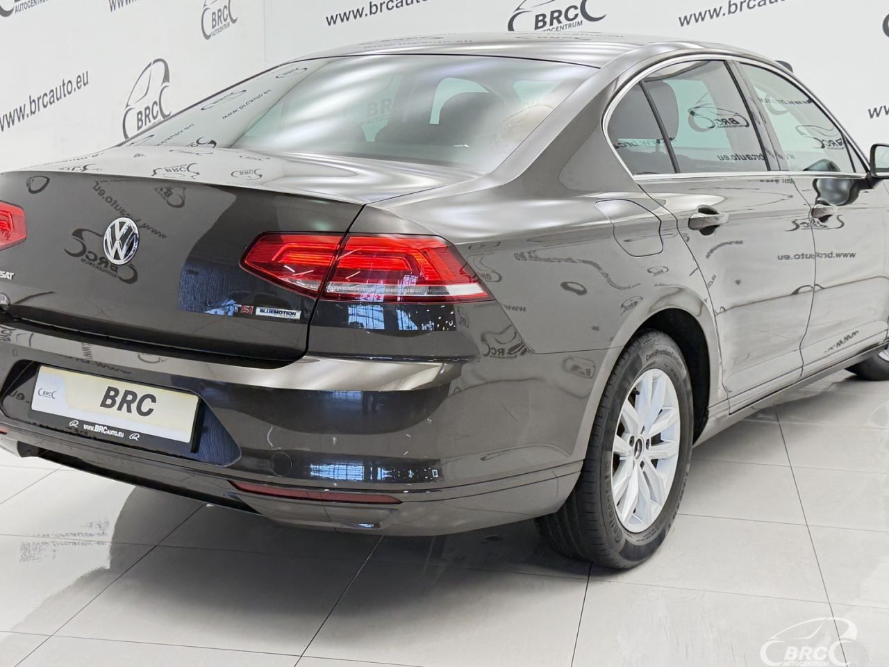 Volkswagen Passat | 50