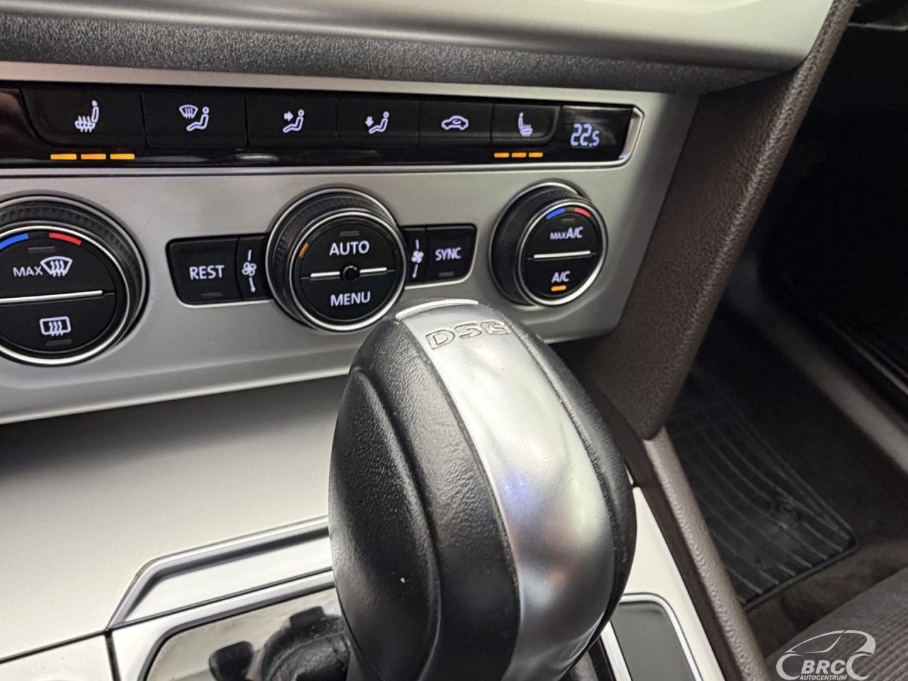 Volkswagen Passat | 27
