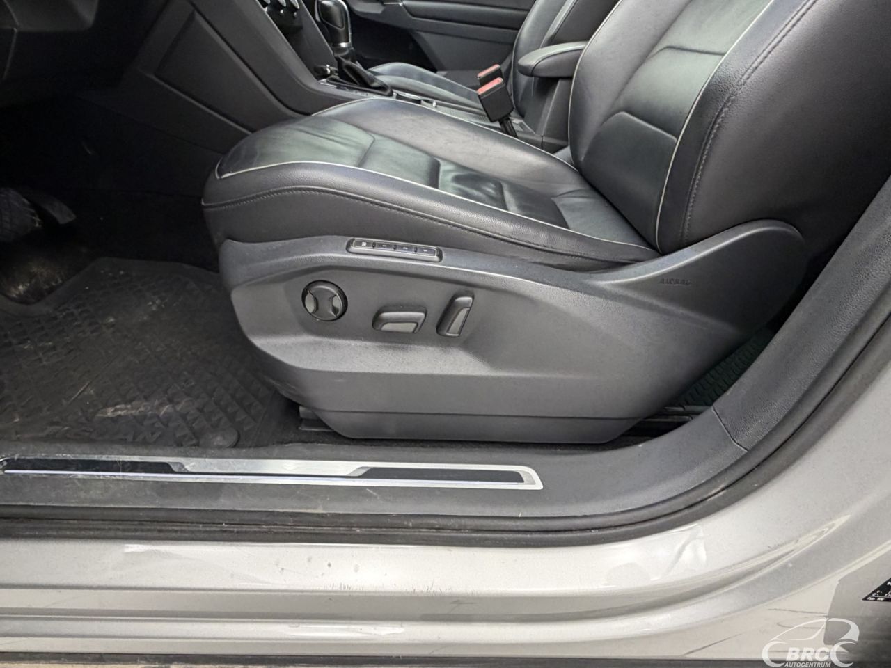 Volkswagen Tiguan | 21