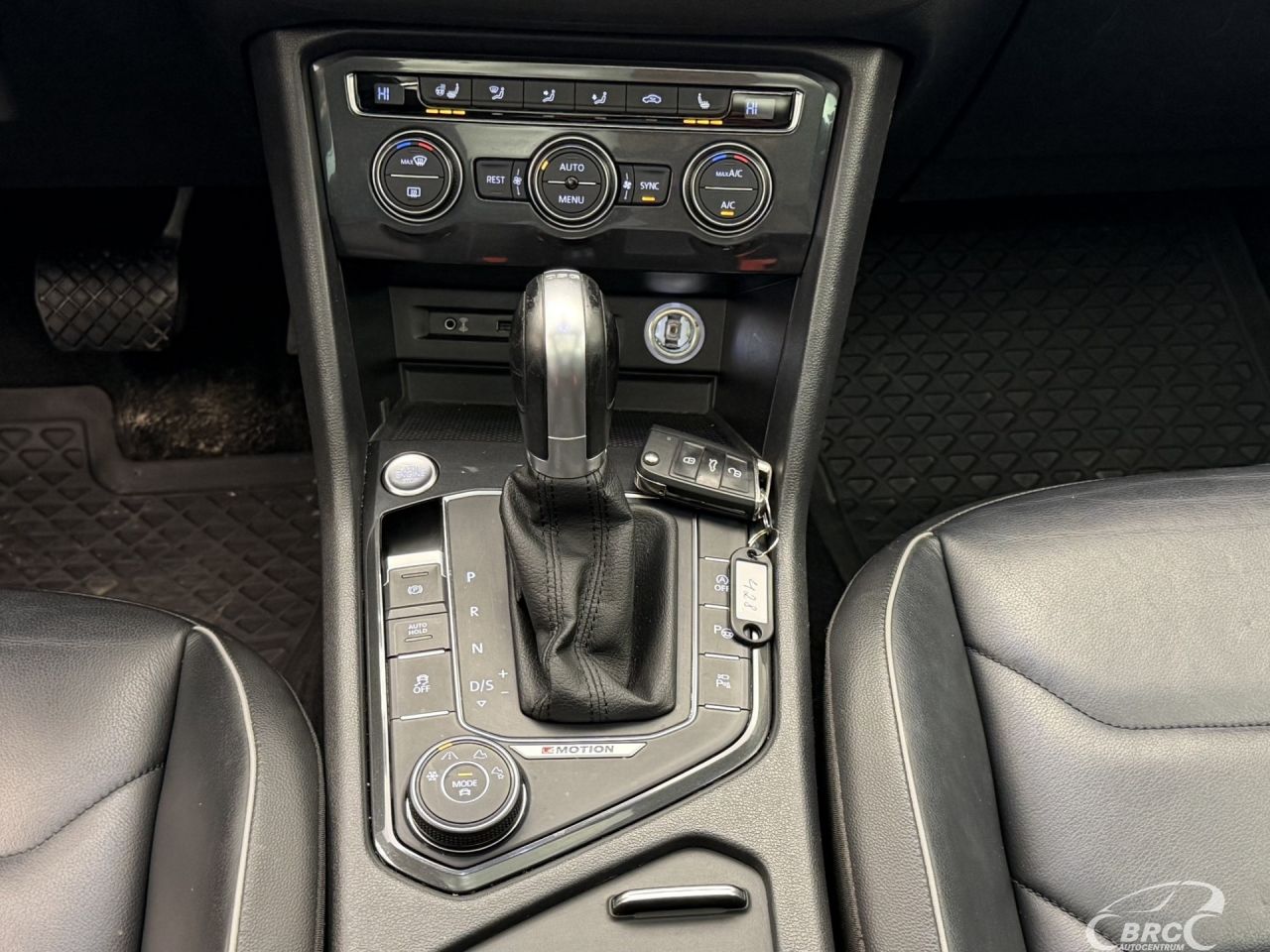 Volkswagen Tiguan | 17