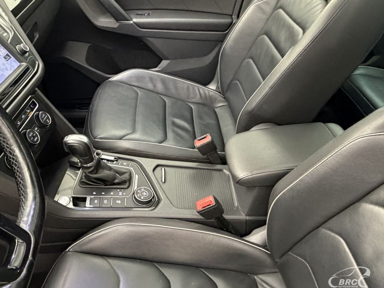 Volkswagen Tiguan | 23