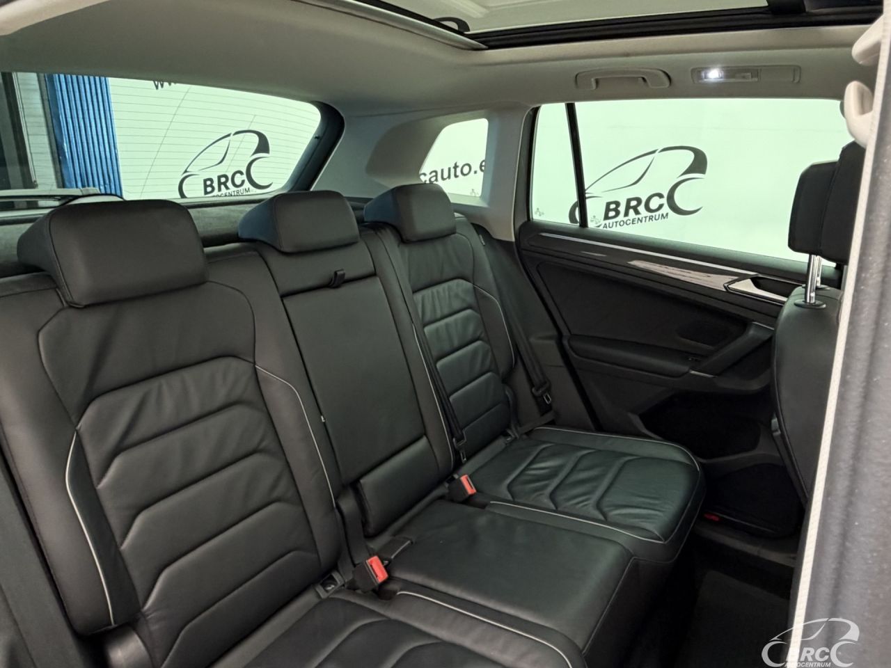 Volkswagen Tiguan | 11