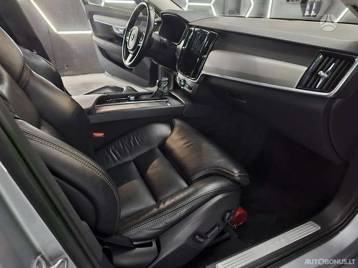 Volvo V90 | 13