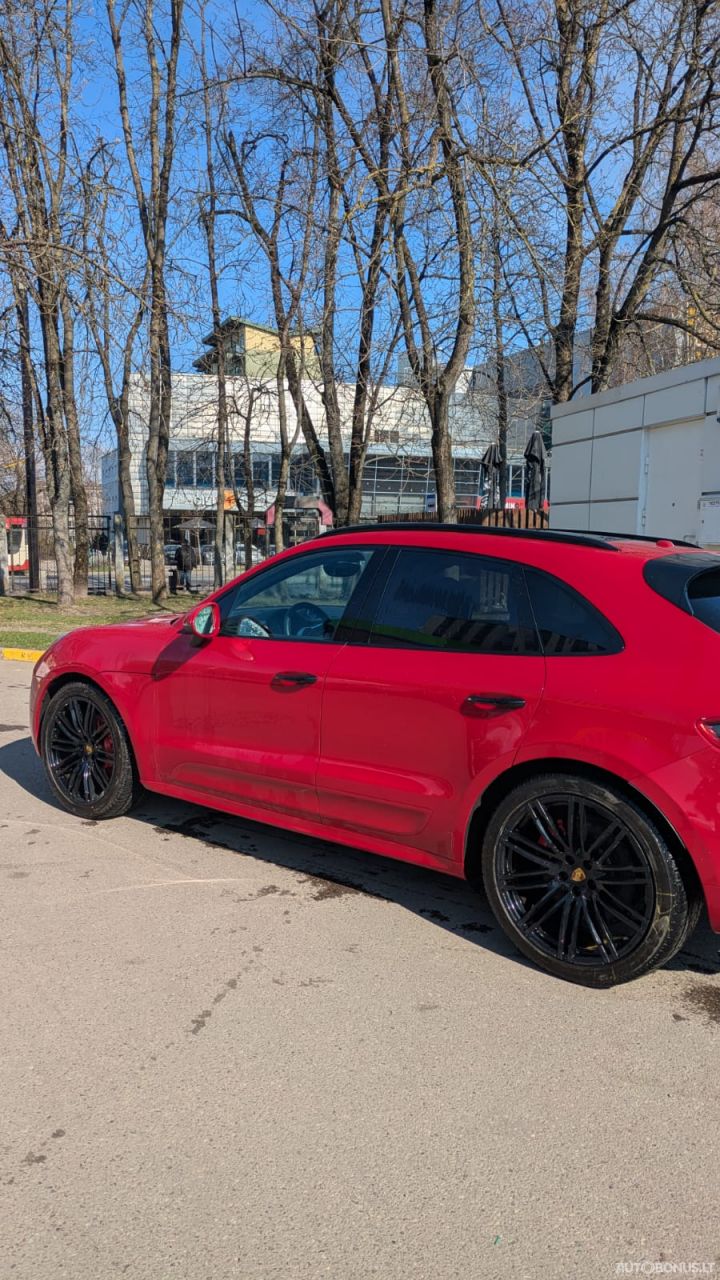 Porsche Macan | 1