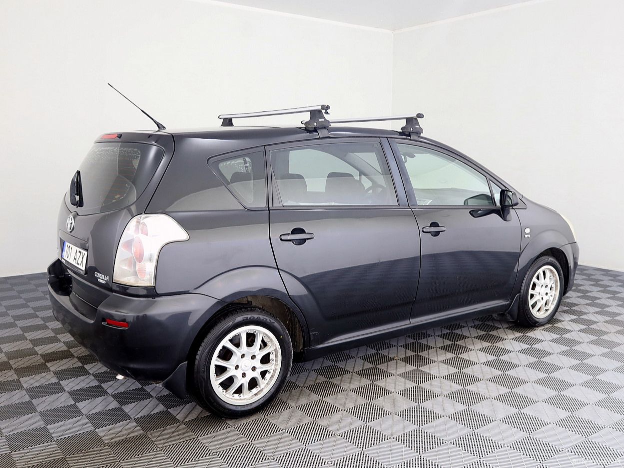 Toyota Corolla | 2