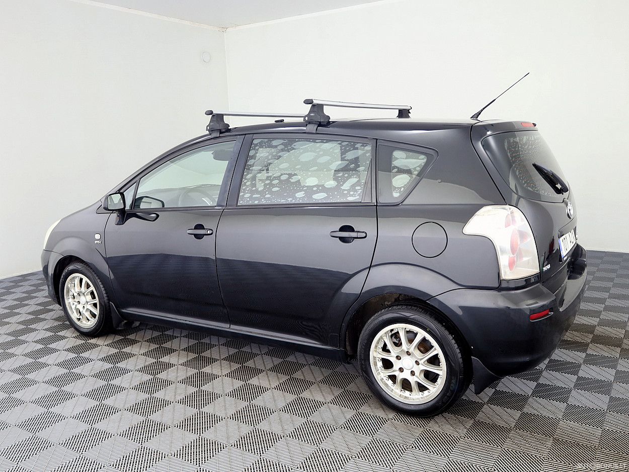 Toyota Corolla | 3