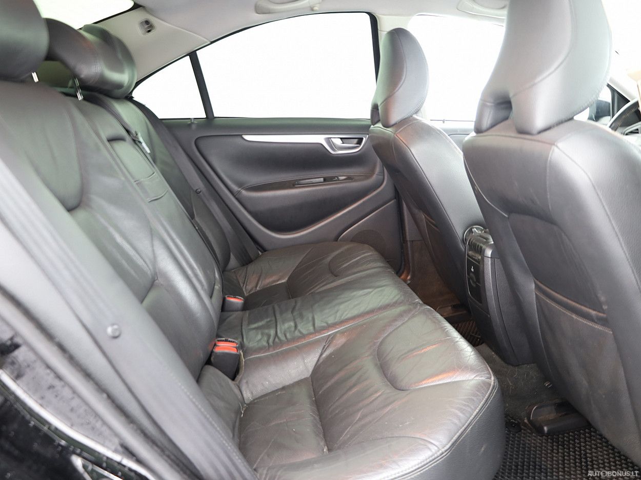 Volvo S60 | 6