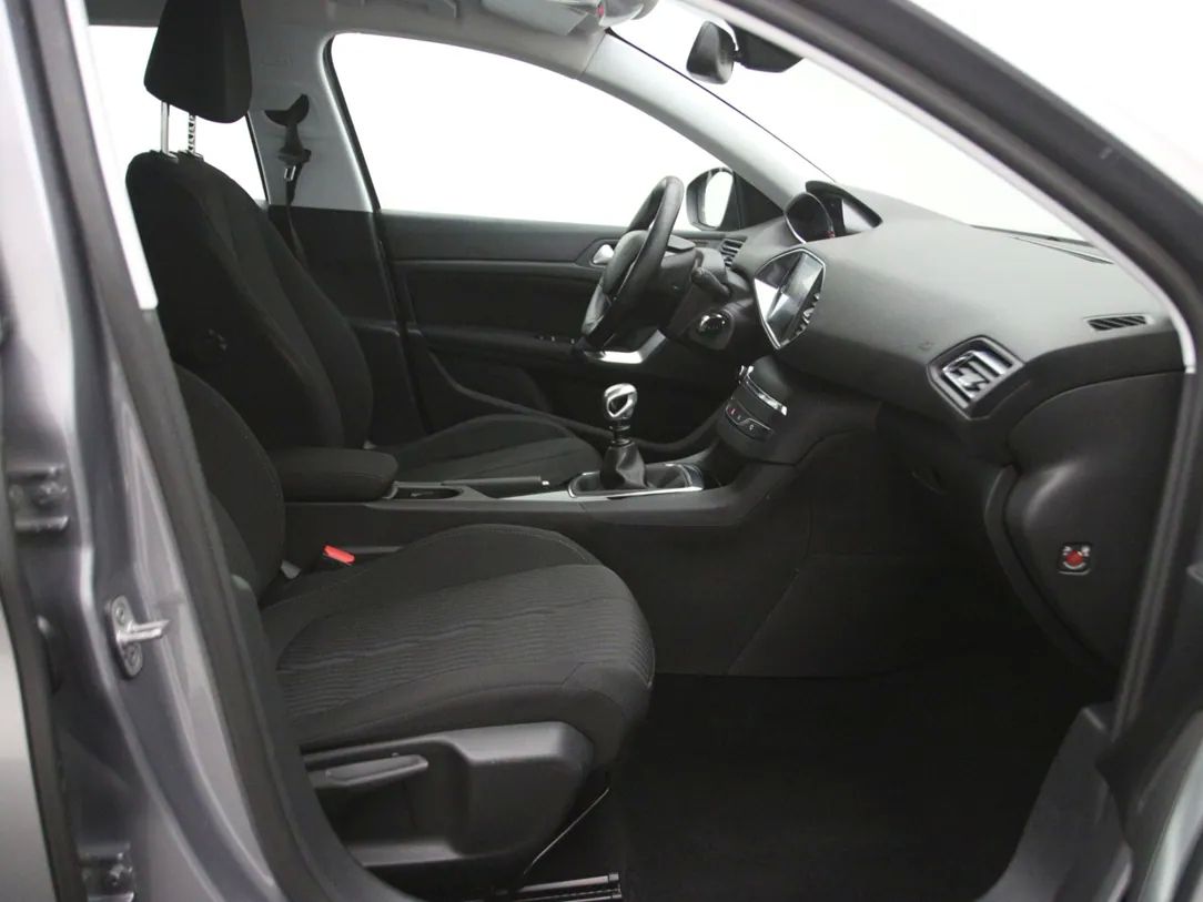 Peugeot 308 | 13