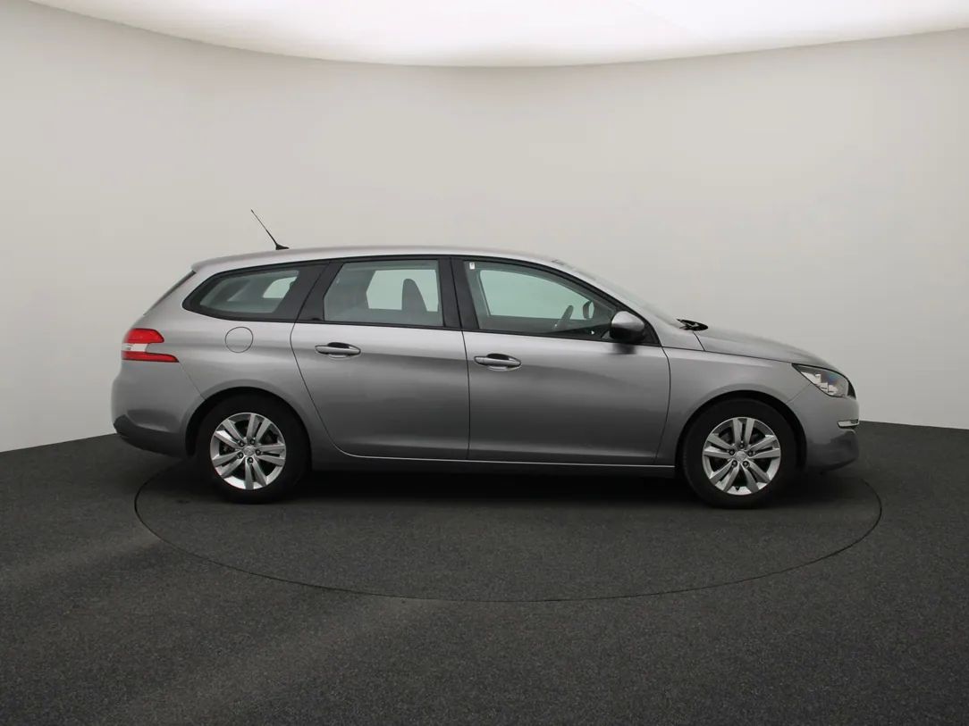 Peugeot 308 | 8