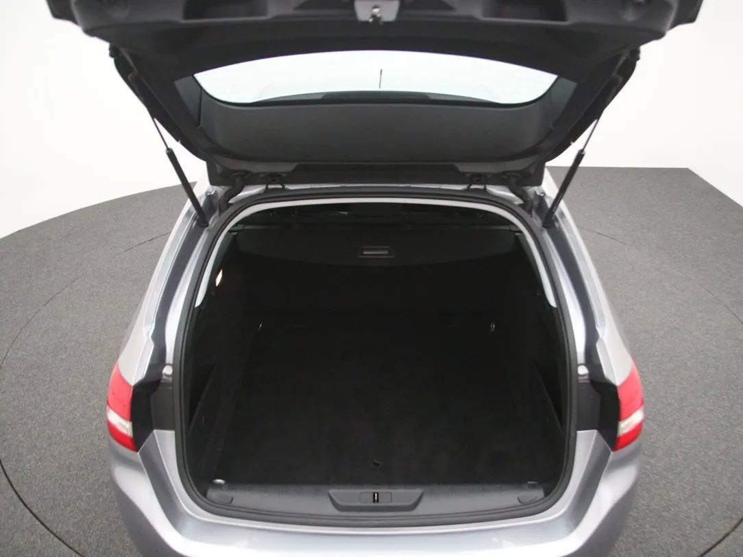 Peugeot 308 | 30