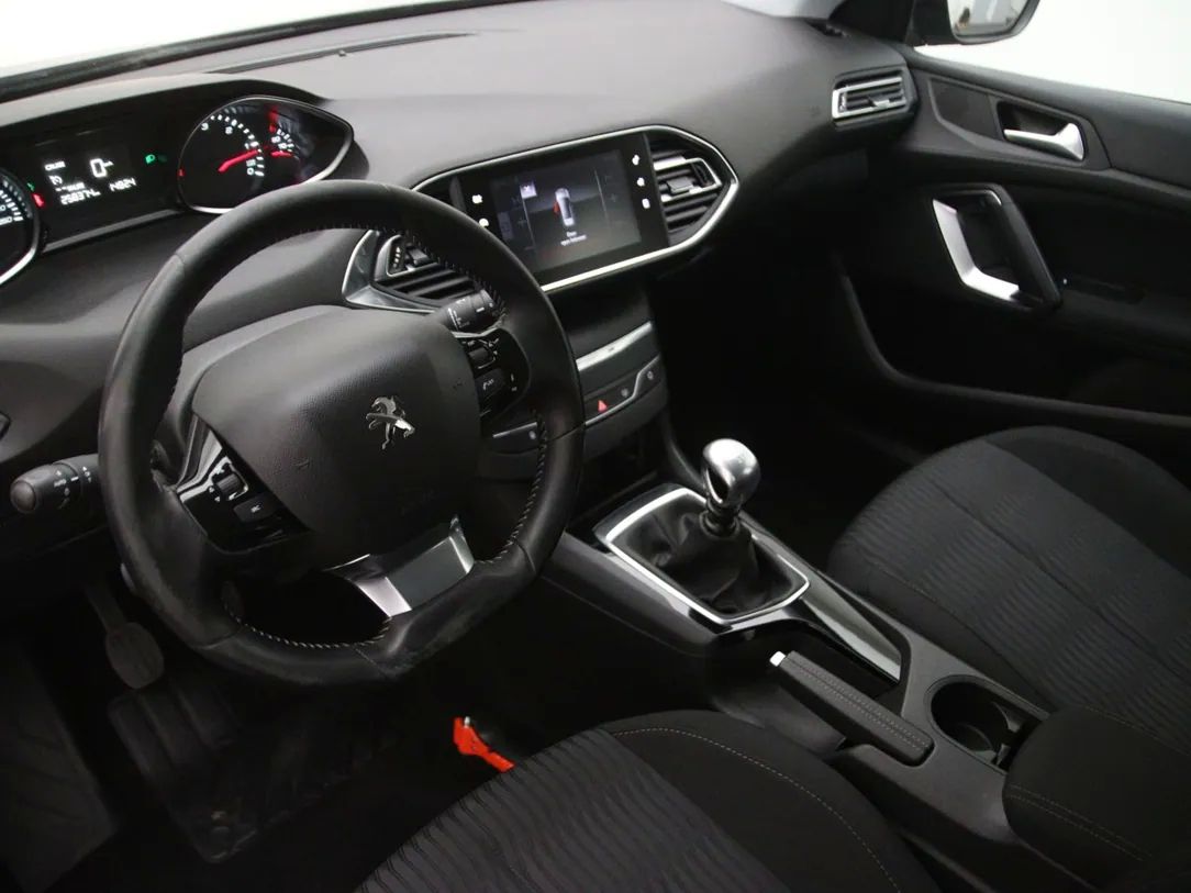 Peugeot 308 | 15