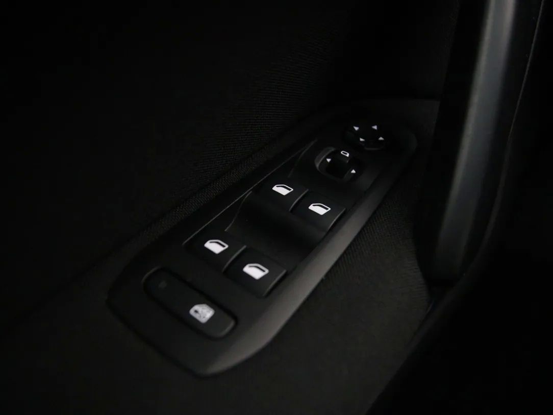Peugeot 308 | 25