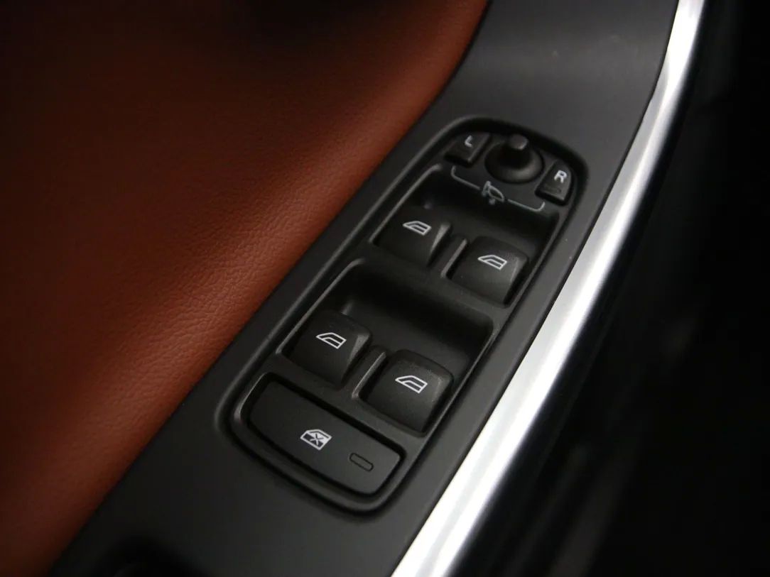 Volvo V60 | 24