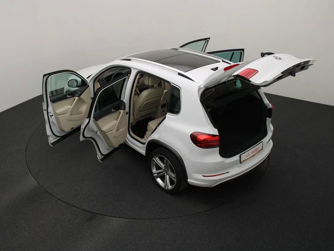 Volkswagen Tiguan | 12