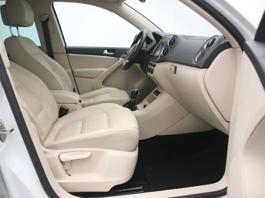 Volkswagen Tiguan | 13