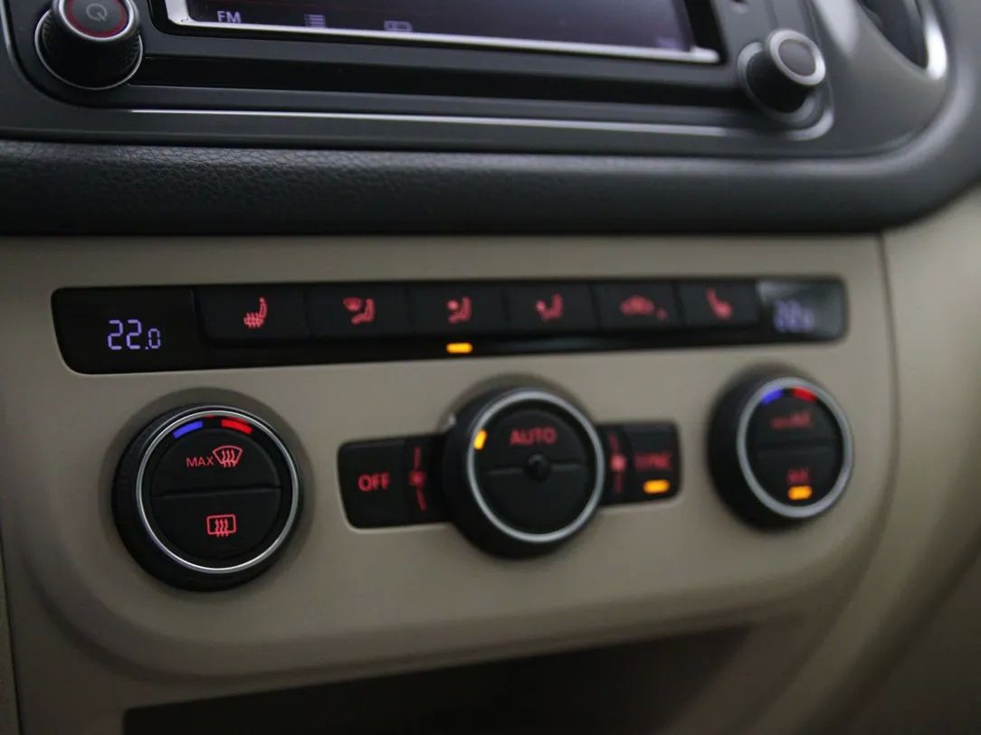 Volkswagen Tiguan | 19