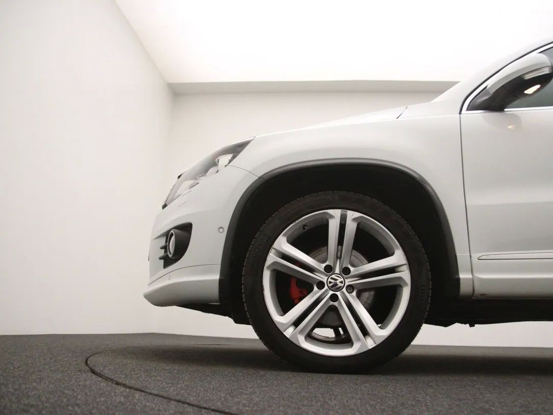 Volkswagen Tiguan | 27