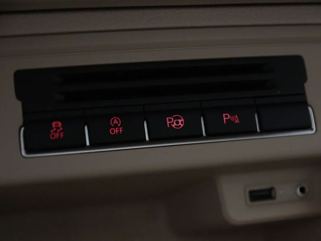Volkswagen Tiguan | 29