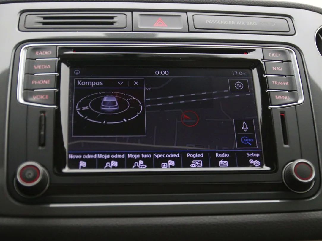 Volkswagen Tiguan | 23