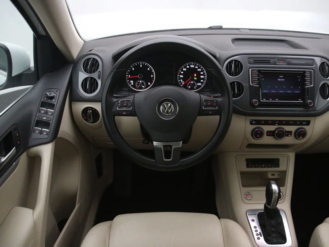 Volkswagen Tiguan | 16