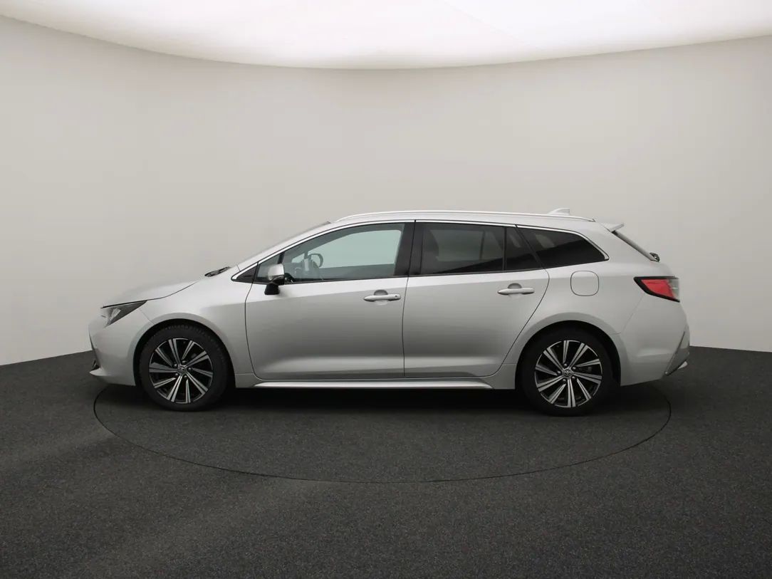 Toyota Corolla | 5