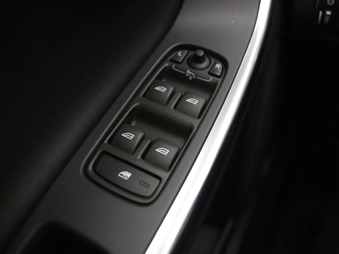 Volvo XC60 | 25