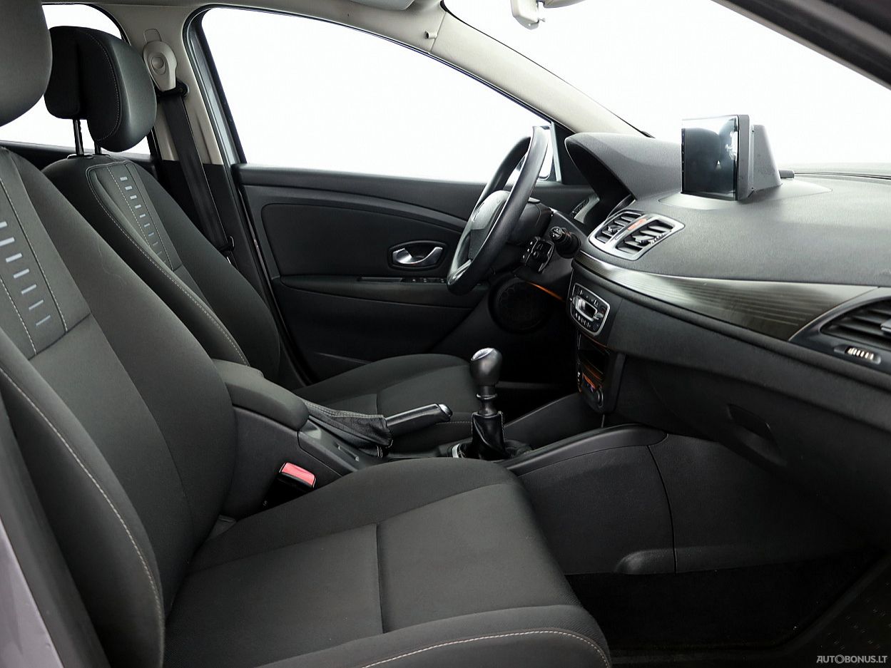 Renault Megane | 5