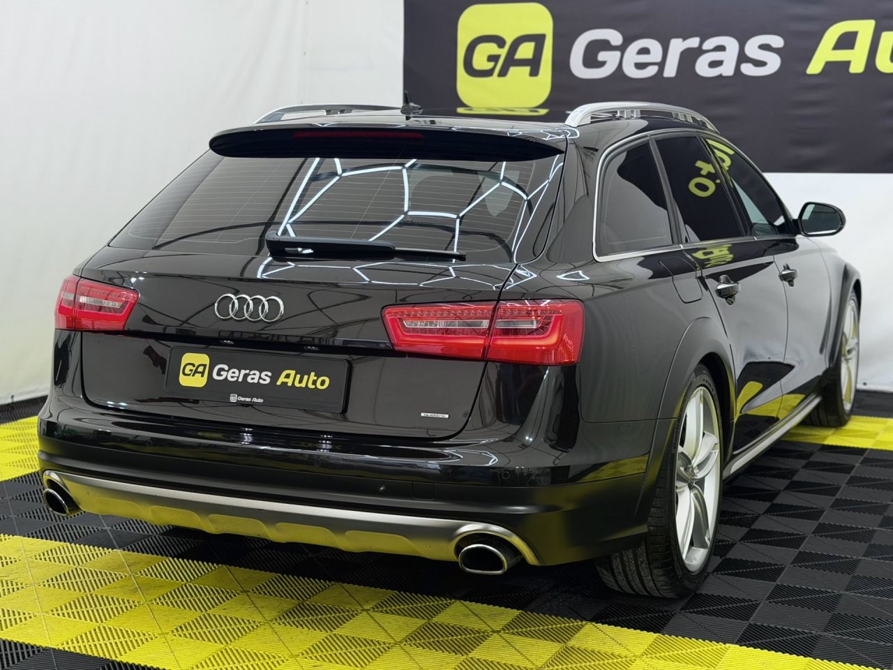Audi A6 | 3