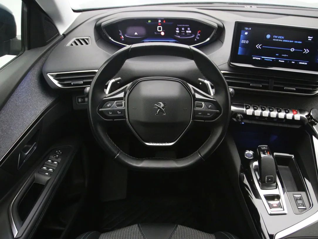 Peugeot 3008 | 16