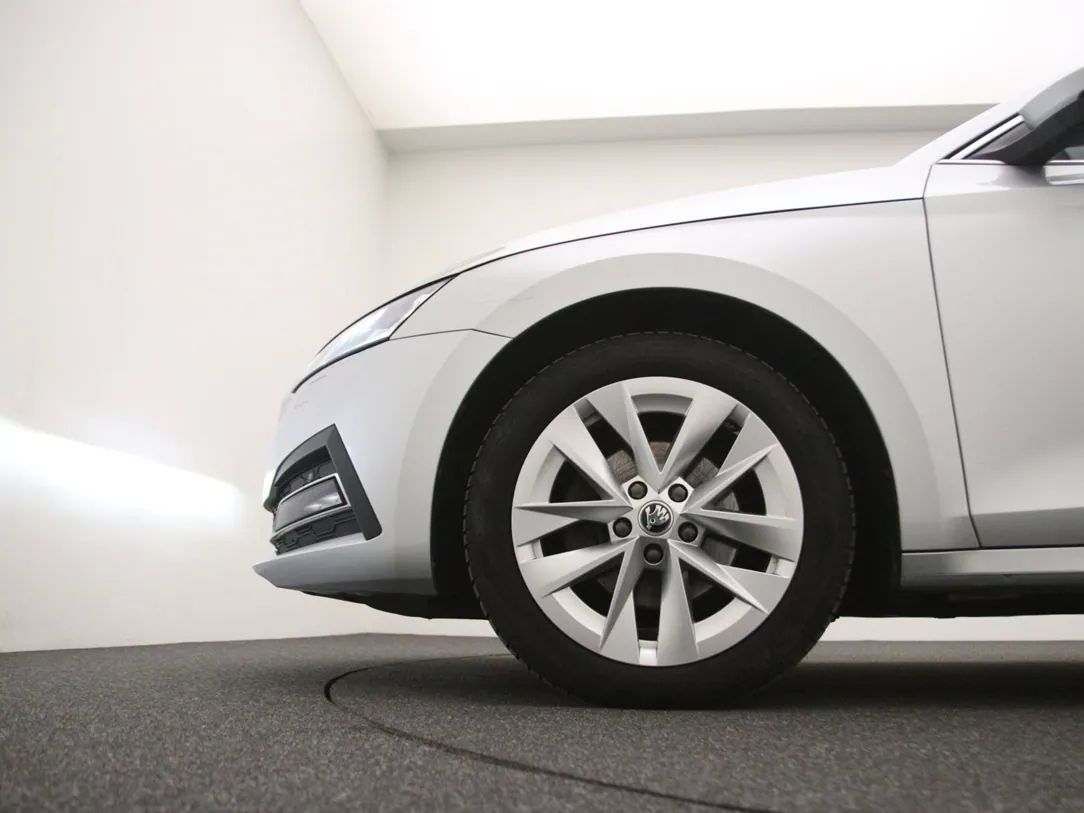 Skoda Octavia | 27
