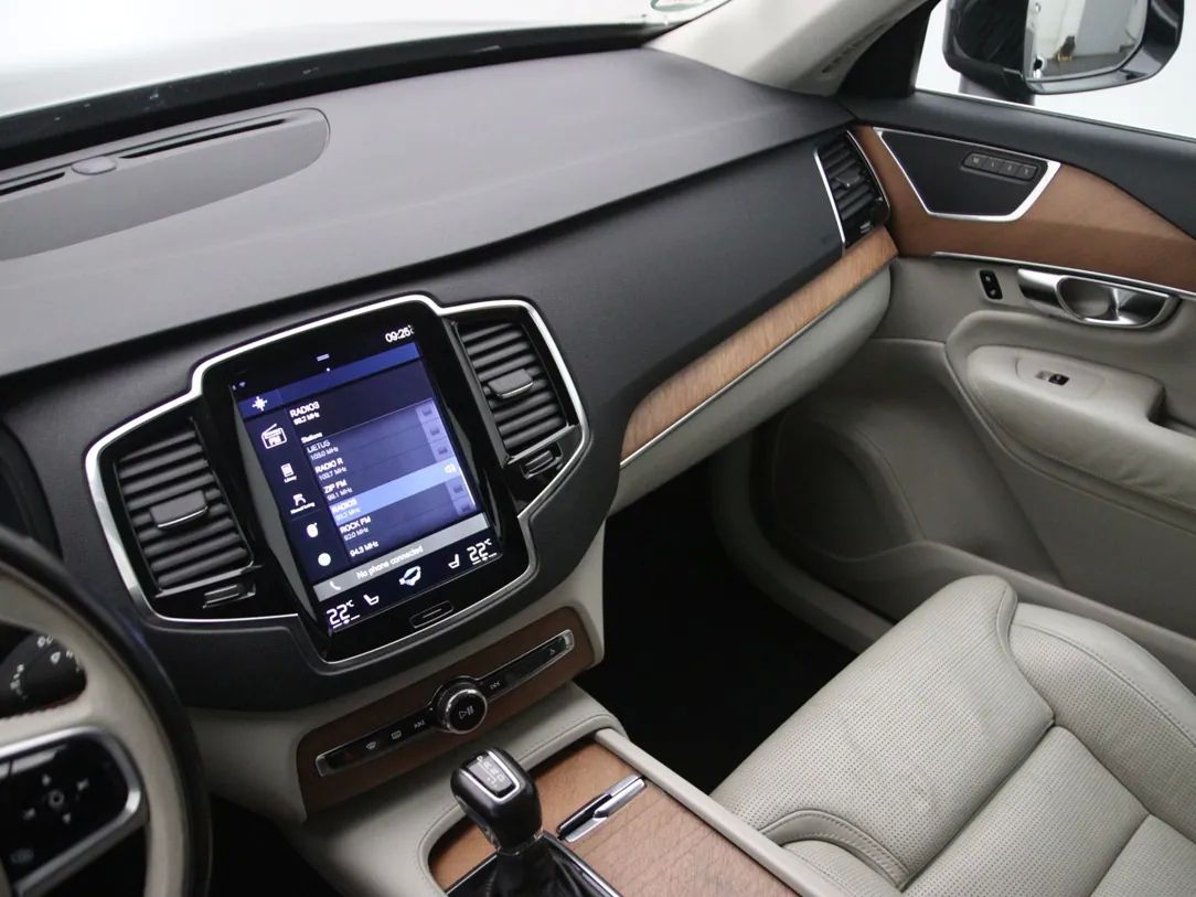 Volvo XC90 | 21