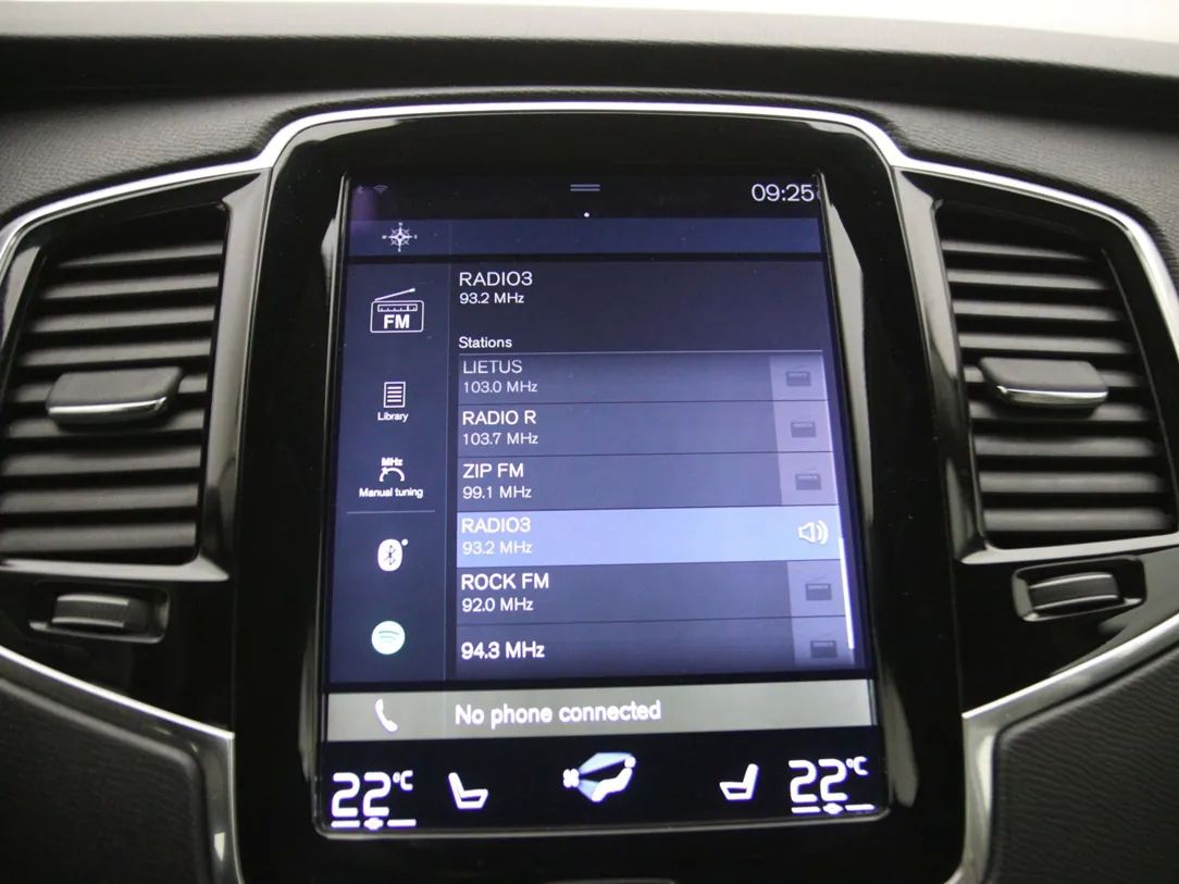 Volvo XC90 | 22