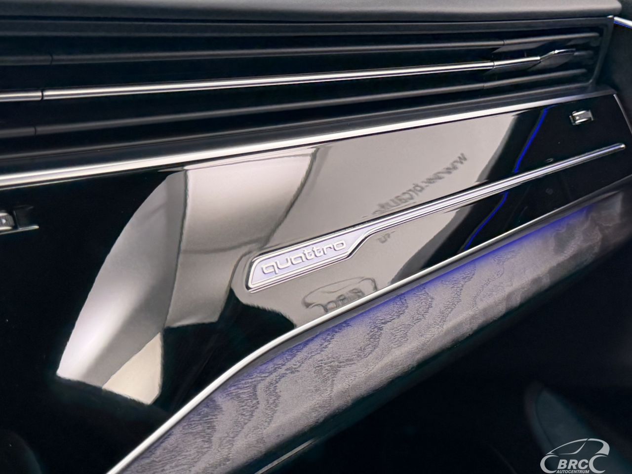 Audi Q8 | 30