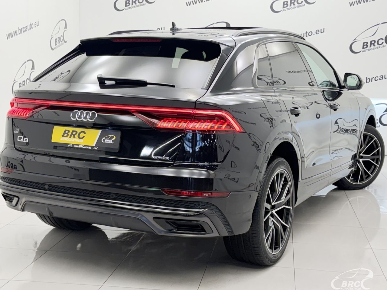 Audi Q8 | 54