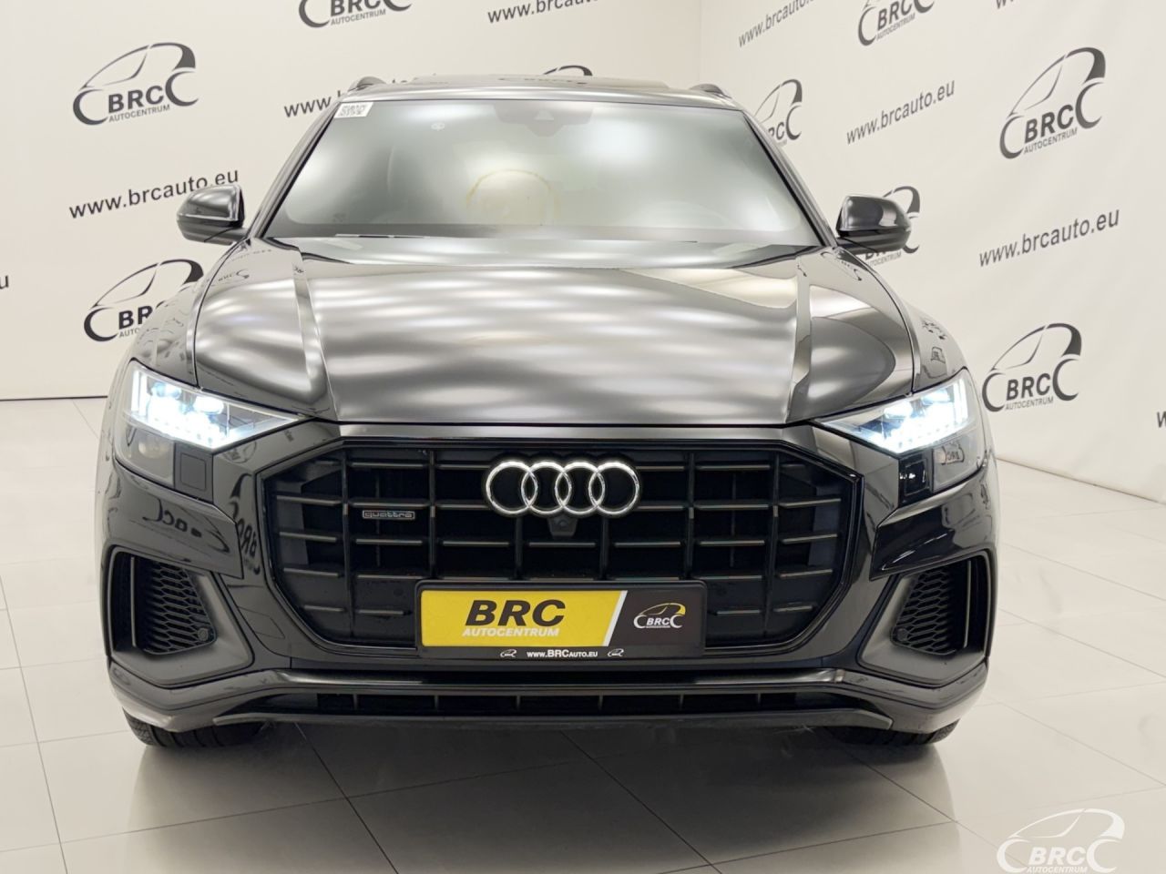 Audi Q8 | 55