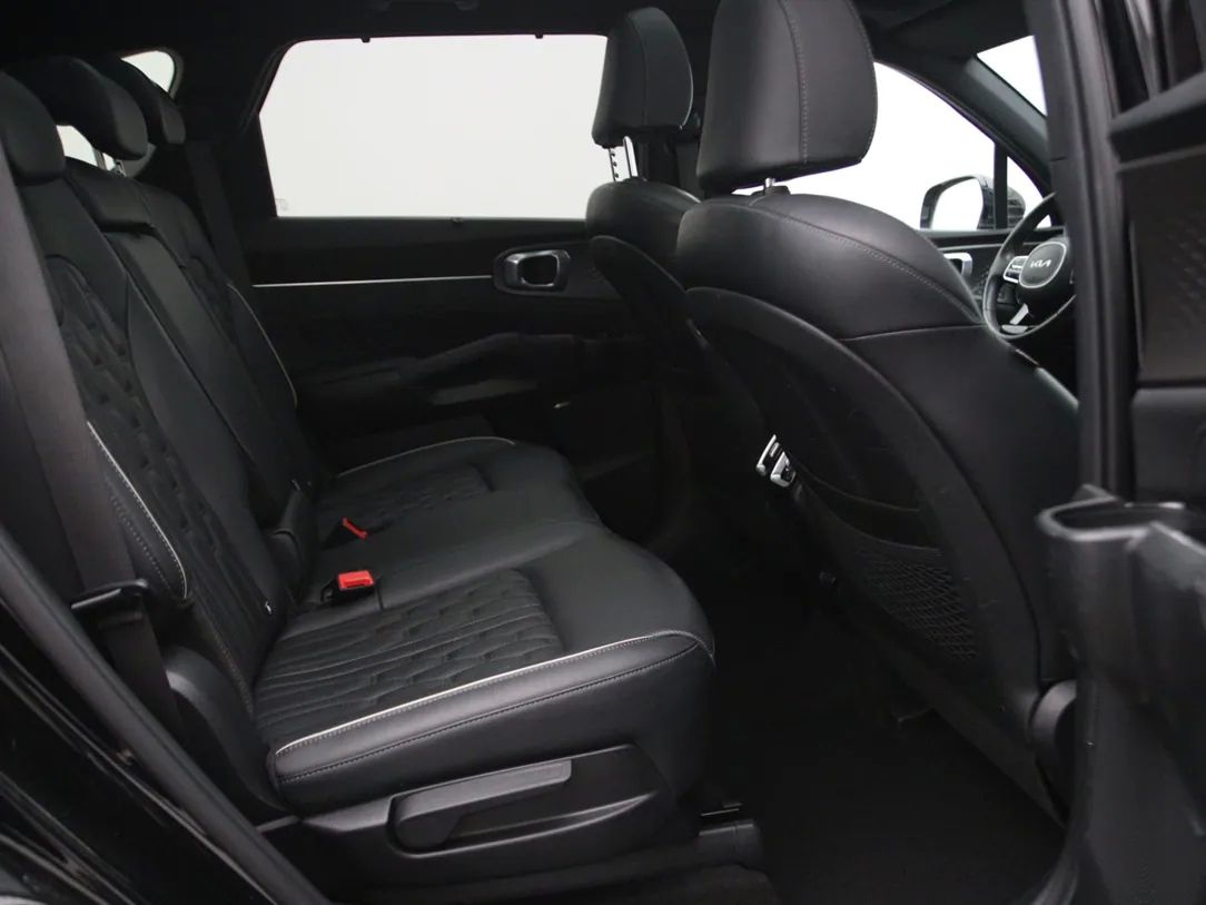 Kia Sorento | 14