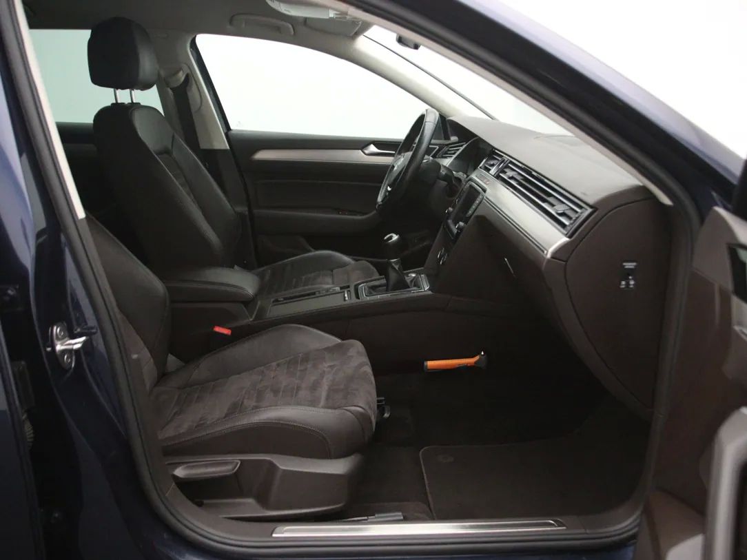 Volkswagen Passat | 13