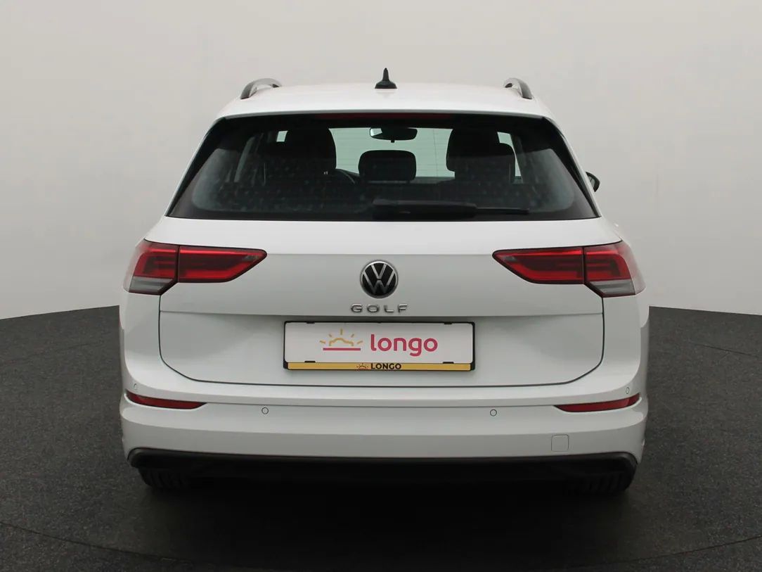 Volkswagen Golf | 4