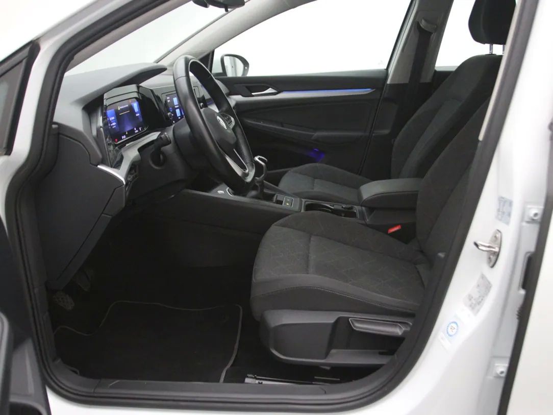 Volkswagen Golf | 3