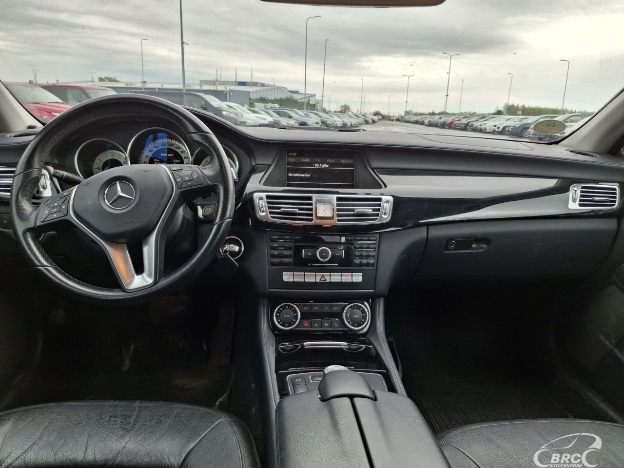 Mercedes-Benz CLS350 | 8