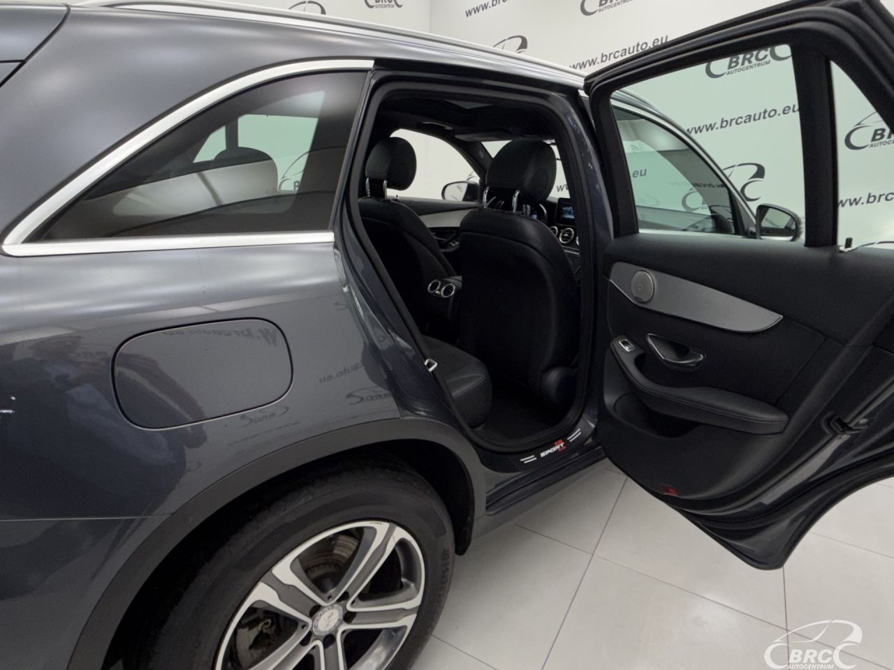 Mercedes-Benz GLC220 | 12
