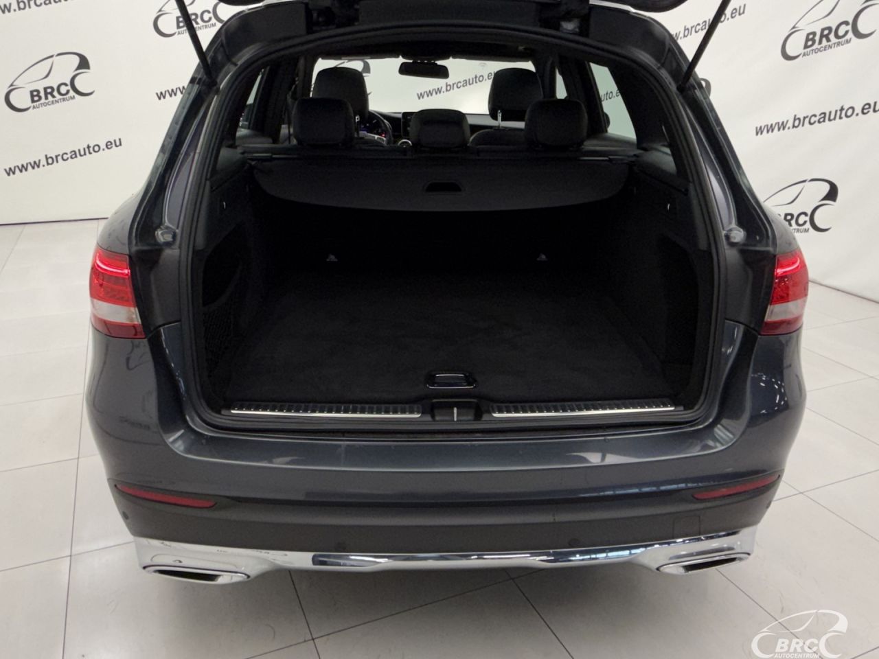 Mercedes-Benz GLC220 | 44