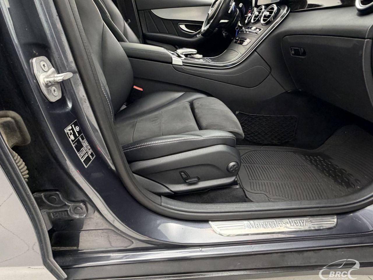 Mercedes-Benz GLC220 | 5