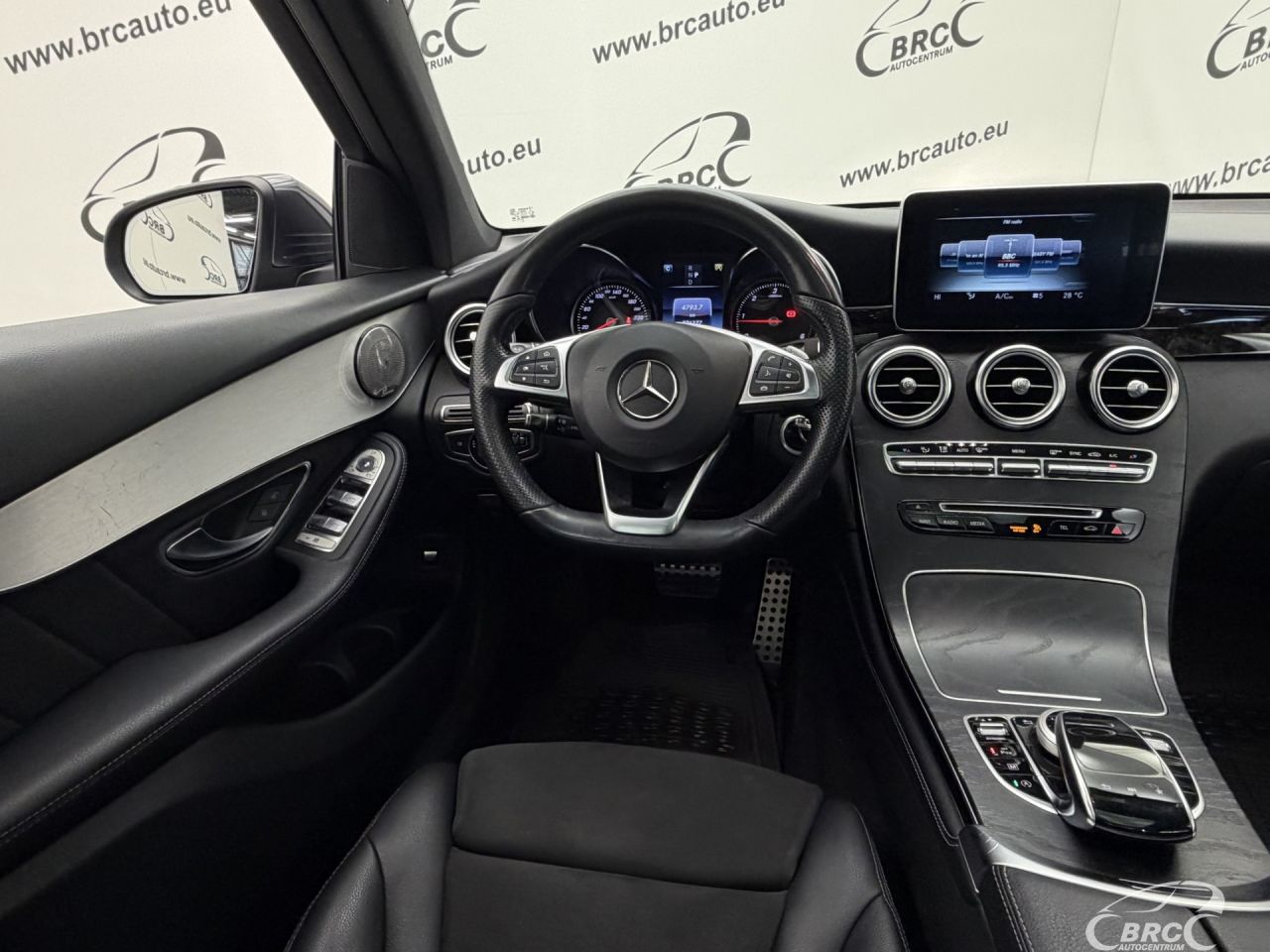 Mercedes-Benz GLC220 | 13