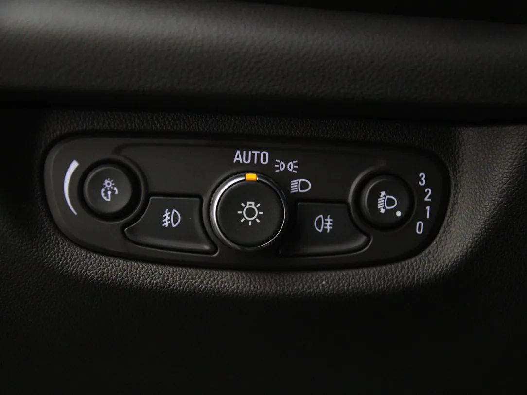 Opel Insignia | 25