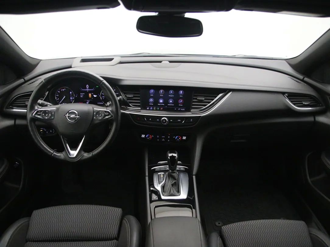 Opel Insignia | 1