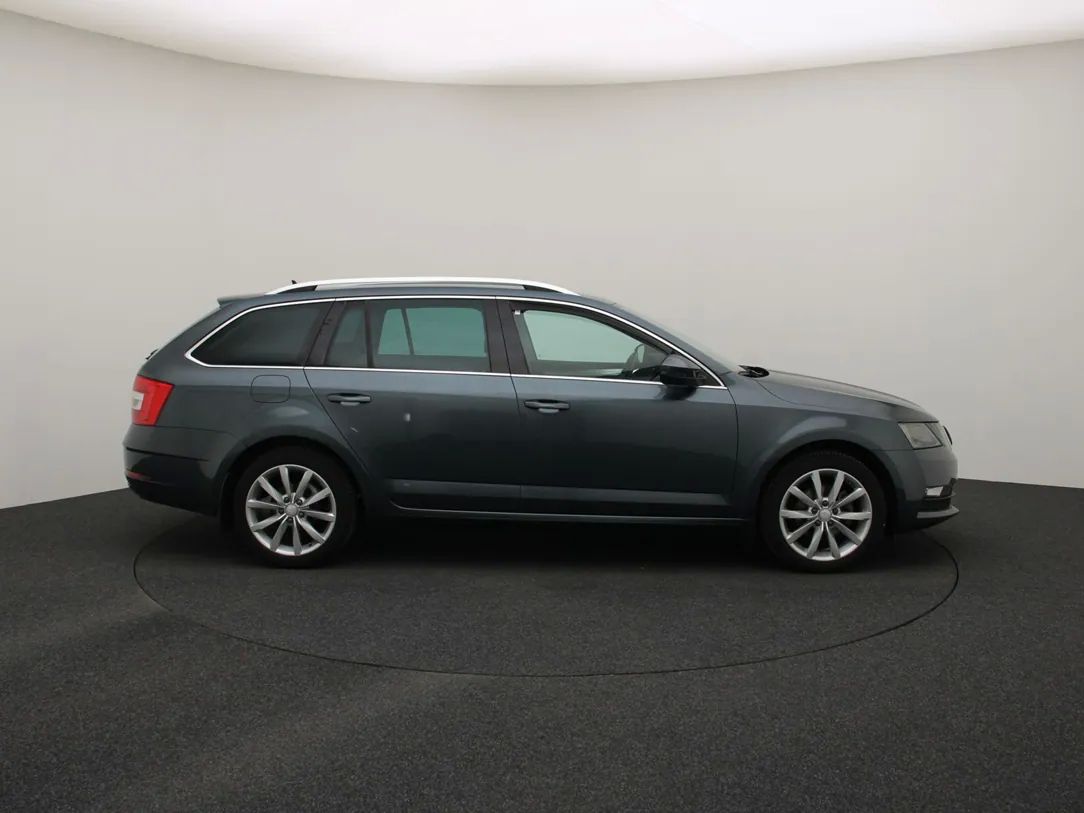 Skoda Octavia | 7