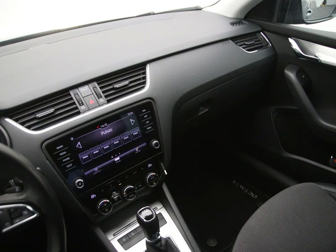 Skoda Octavia | 19